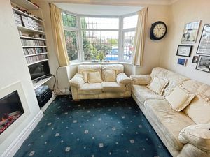 Lounge- click for photo gallery